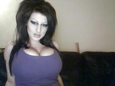 25P Ugly big tit milf bimbo