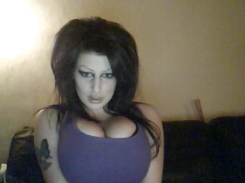 25P Ugly big tit milf bimbo