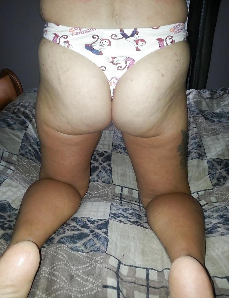 9P Wife thong