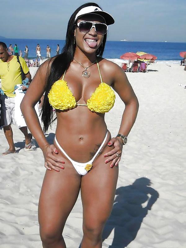 25P Brazilian Woman 10