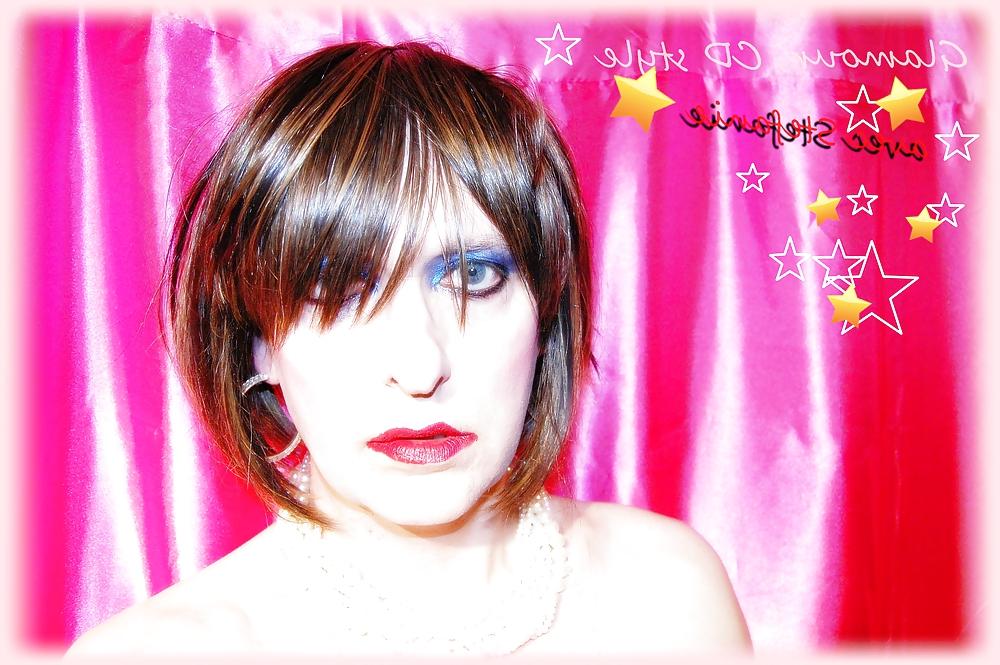 11P Glamour, CD style