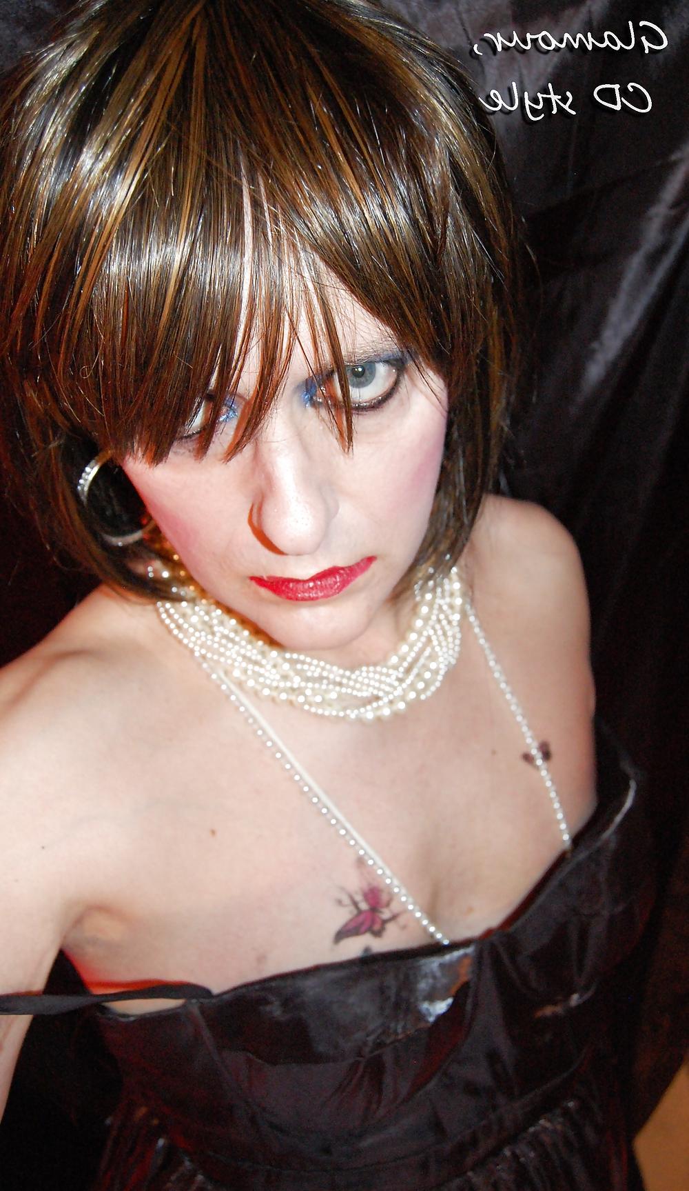 11P Glamour, CD style