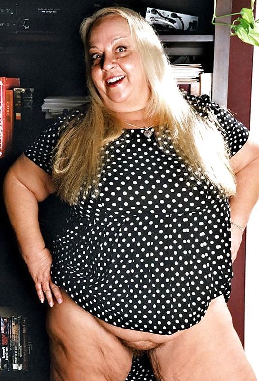 12P MATURE FAT 01