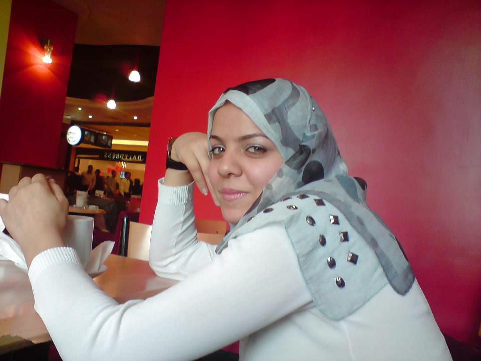 11P Private hijabi sluts pics