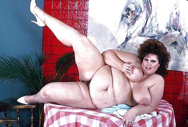 25P Hot fat sluts