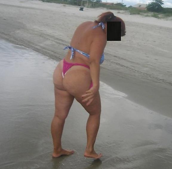 11P Mature Brazilian Lady on the beach