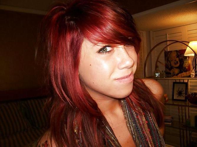 12P Cute Red Head