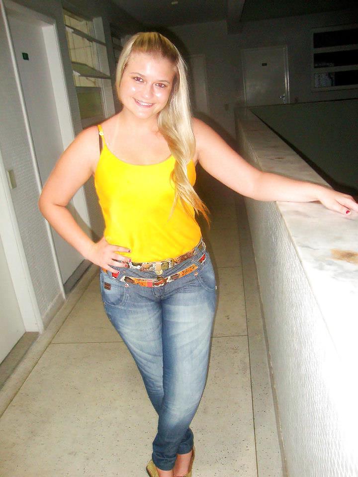 25P Blonde Brazilian - CUM and COMMENT, please