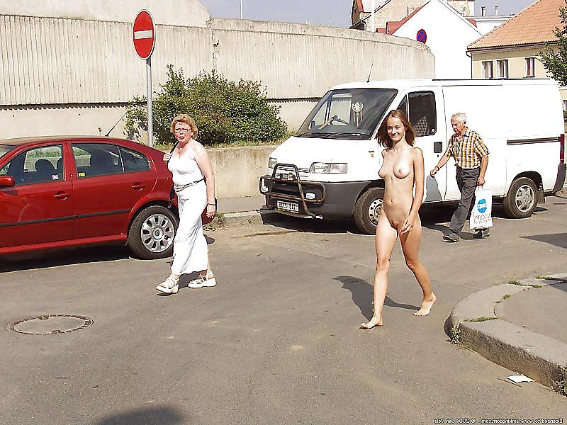 25P Public Nudity 3