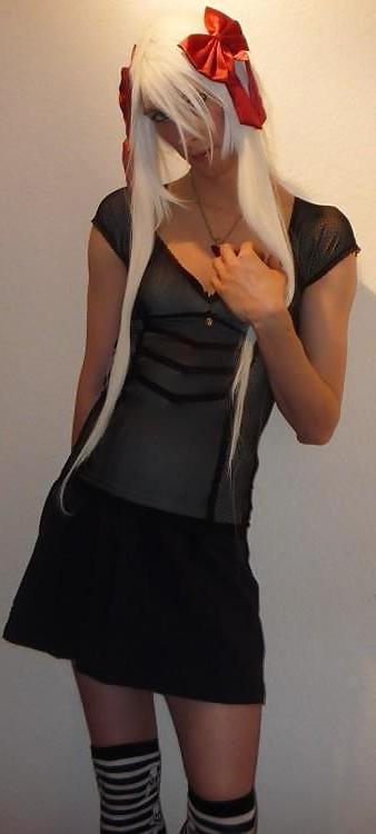 8P Me being a sissy for my mistress sissy chick