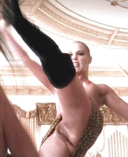 24P Elizabeth Berkley Glamour, Nudes, Caps 