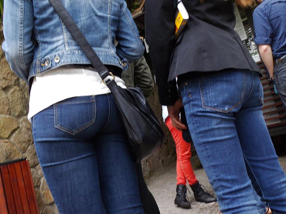 23P Tight ass in jeans or leggings