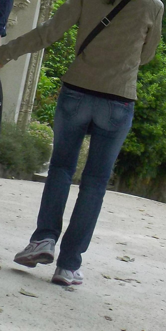 23P Tight ass in jeans or leggings