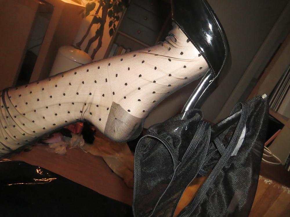 25P Nylon, Satin & Condom Play 13