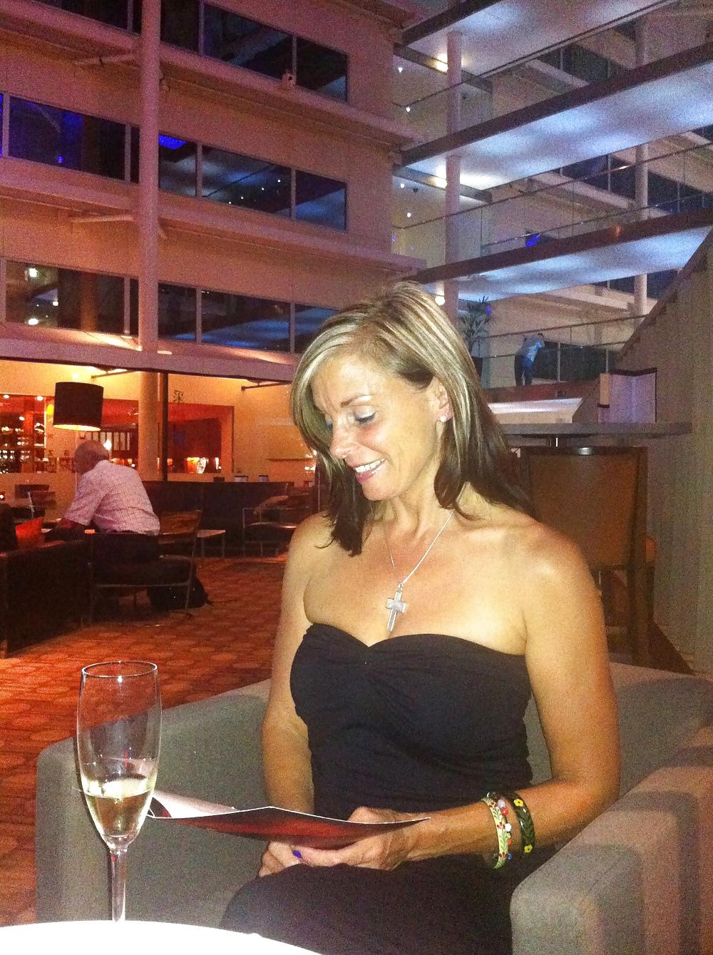 25P Bisexual UK Mature Wife