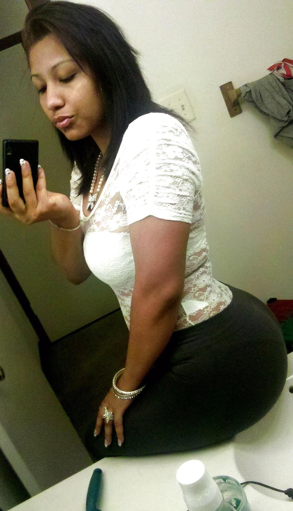 25P Thick latin mami