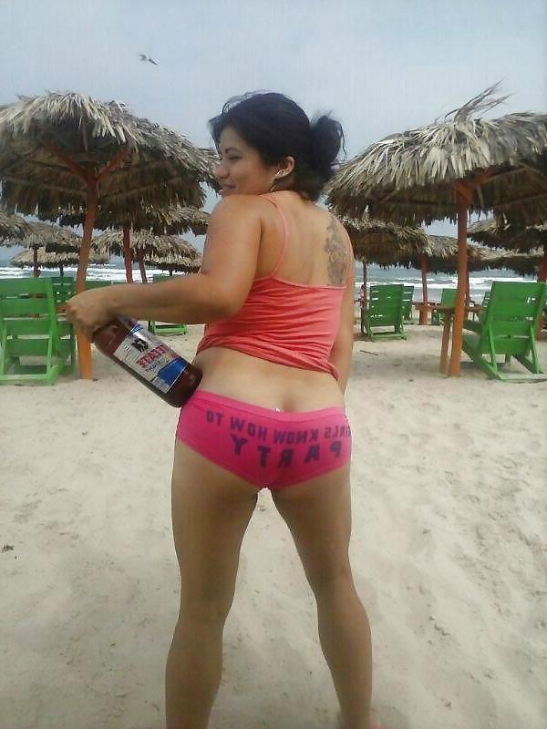 6P Thick latina