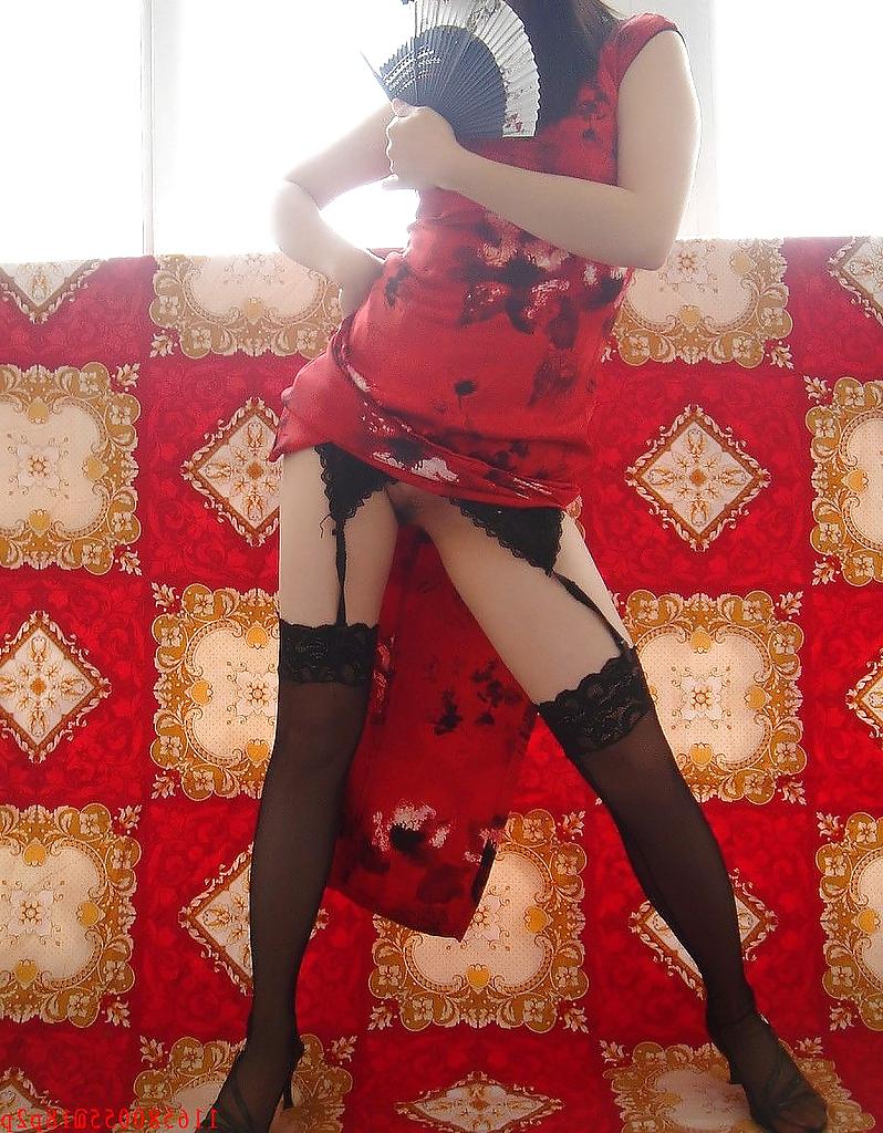 24P Chinese woman1 - cheongsam