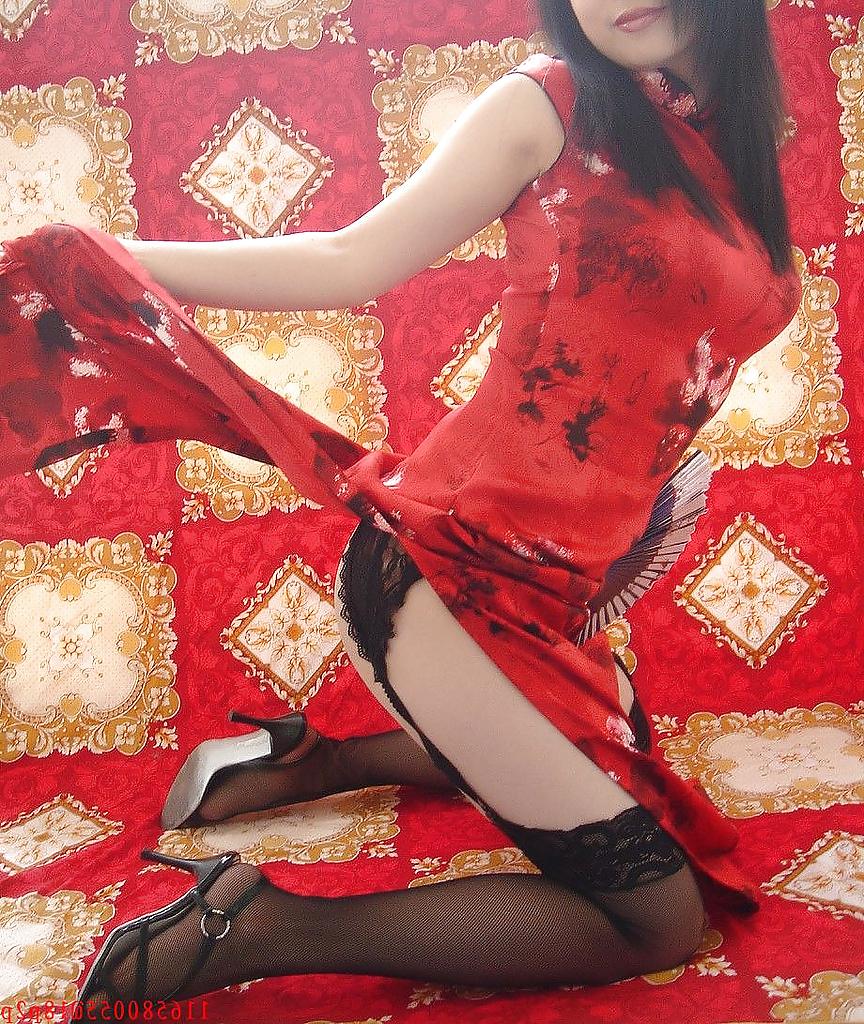 24P Chinese woman1 - cheongsam