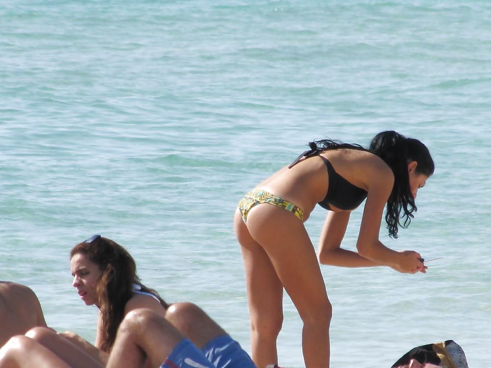 19P Miami Thong Time 