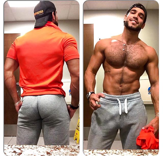 25P Hot Arabian Males