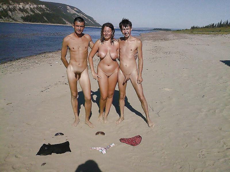 25P Hottest Nude Couples 2