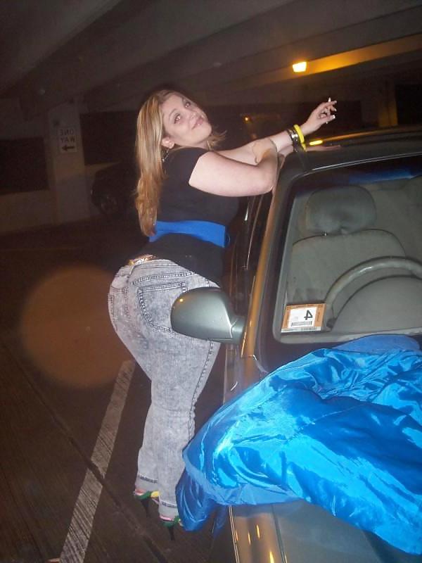 15P Curvy Latin Babe