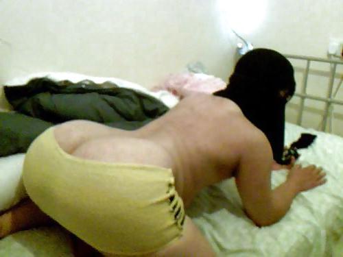 15P Arabian big ass