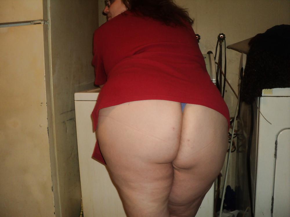 11P Mommy's Big Fat Ass!