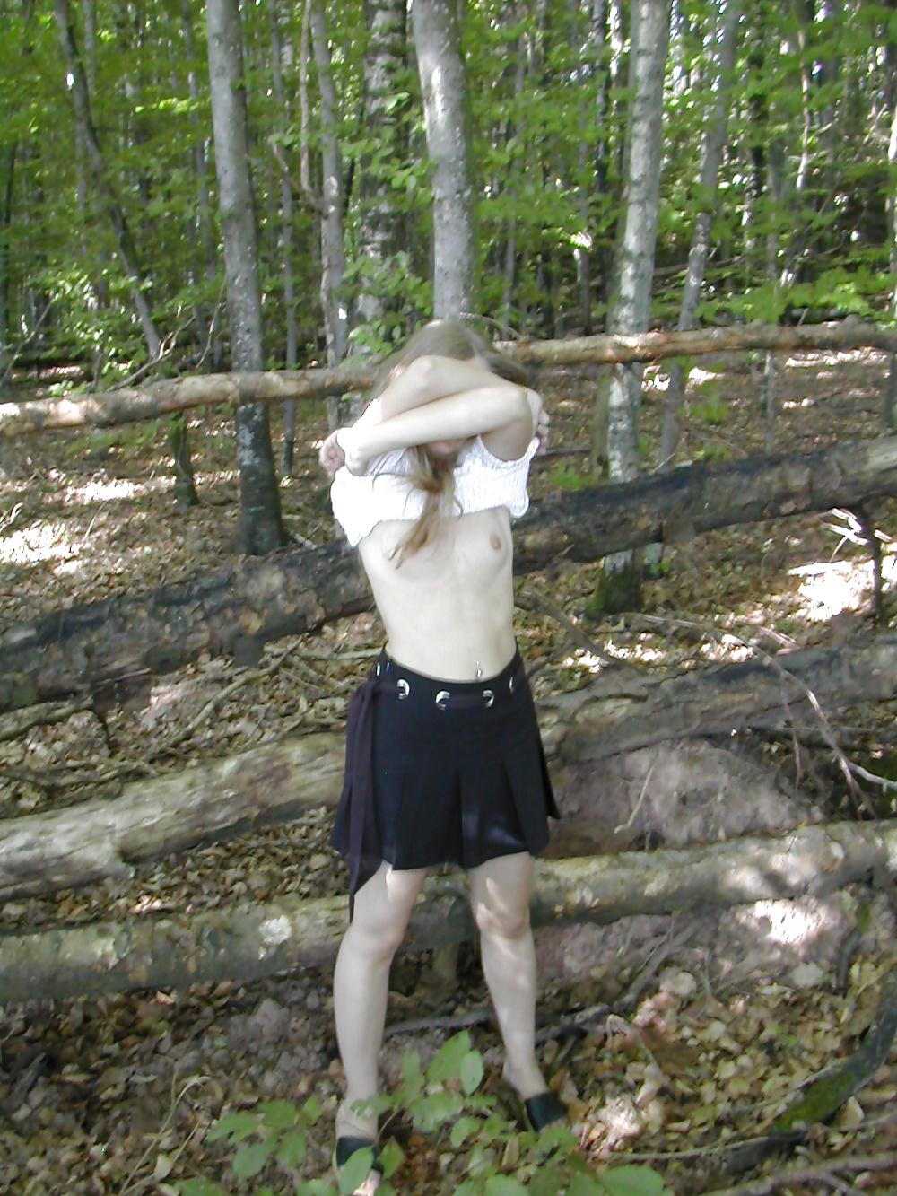25P PublicNudity 1