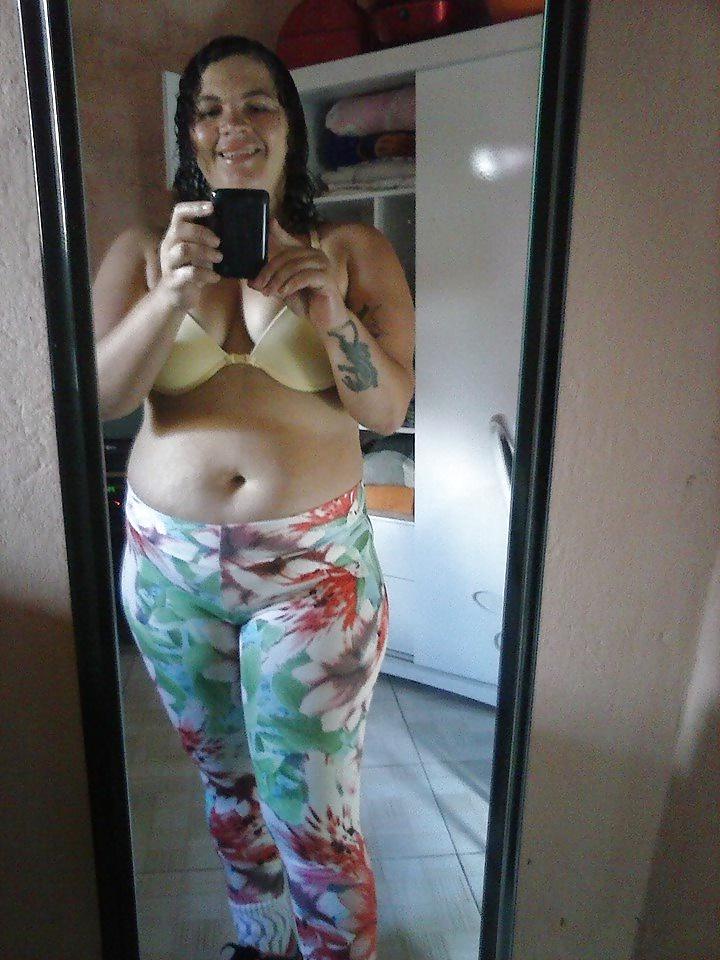 25P Busty Thick FB Friends