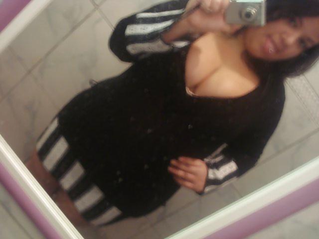 25P Busty Thick FB Friends