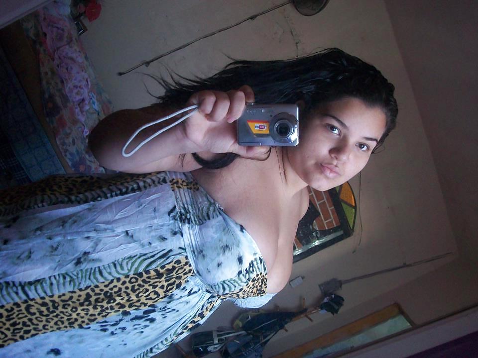 25P Busty Thick FB Friends