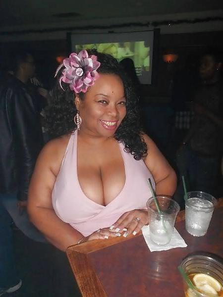 25P Busty Thick FB Friends