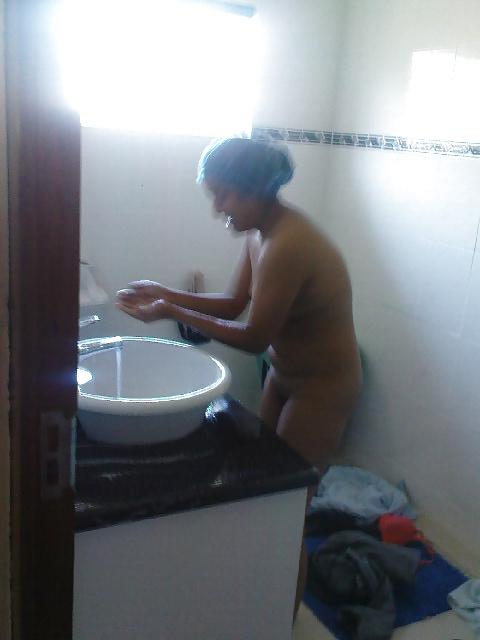 9P Bangladeshi Rimsha In bathroom