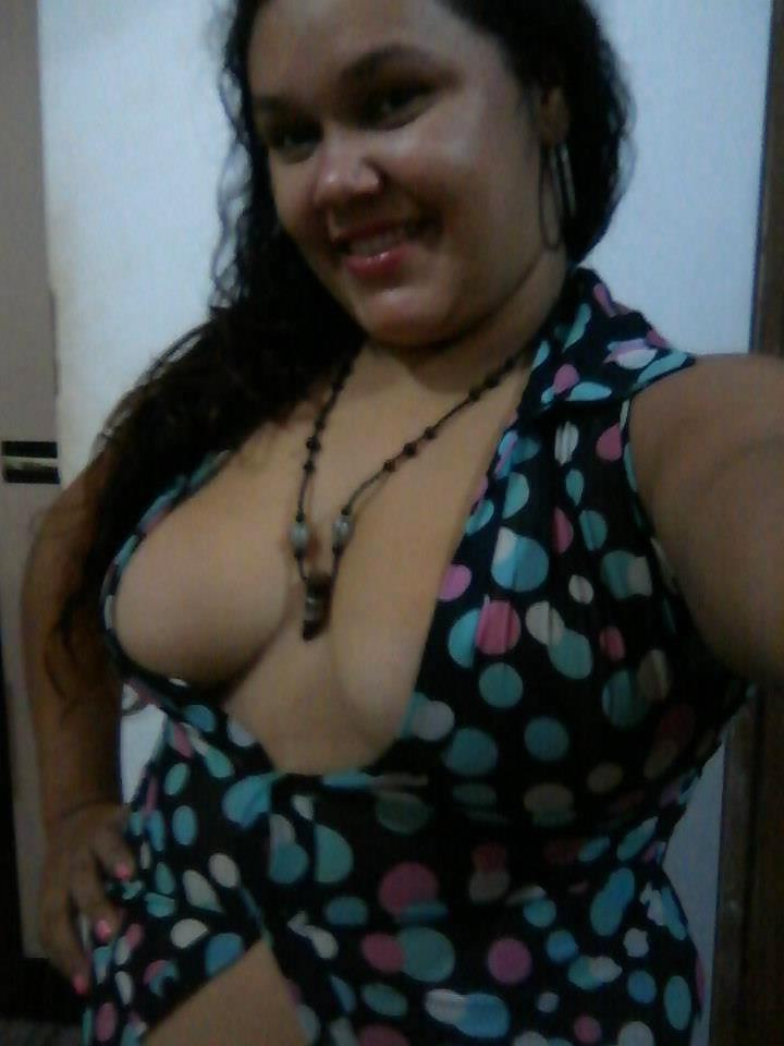 25P Busty Thick FB Friends 2