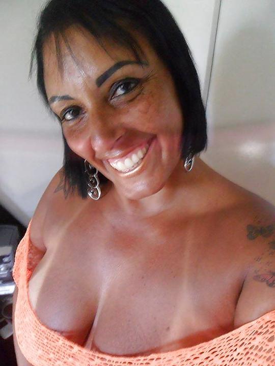 25P Busty Thick FB Friends 2