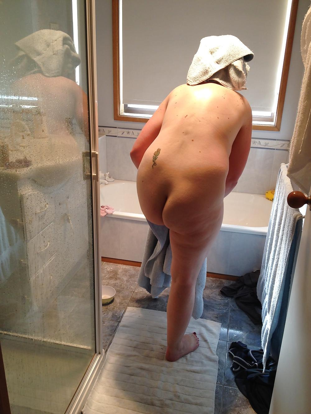 18P Caught my wife in the Bathroom