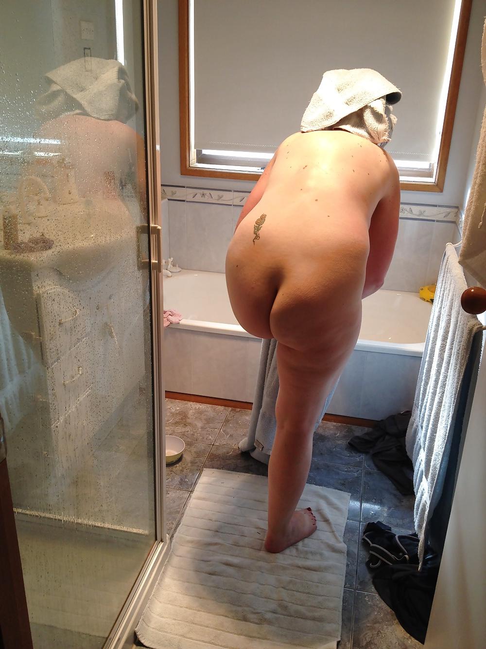 18P Caught my wife in the Bathroom