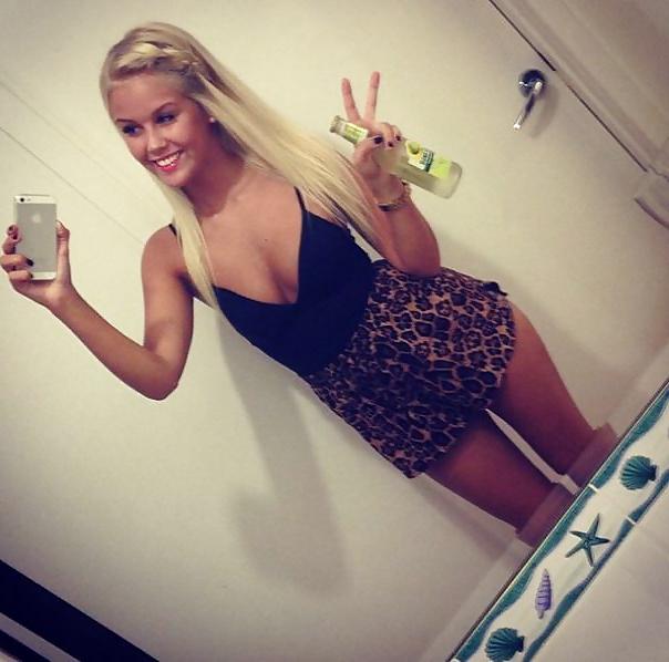22P Pics I used for jerking off (November 2014)