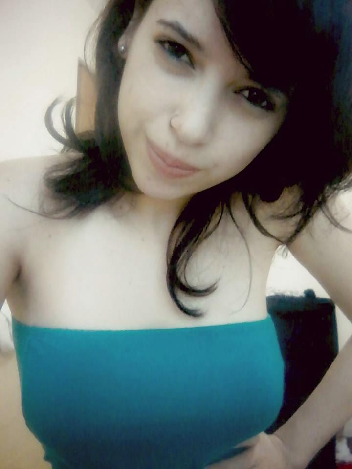 25P Hot Brazilian Young Girl