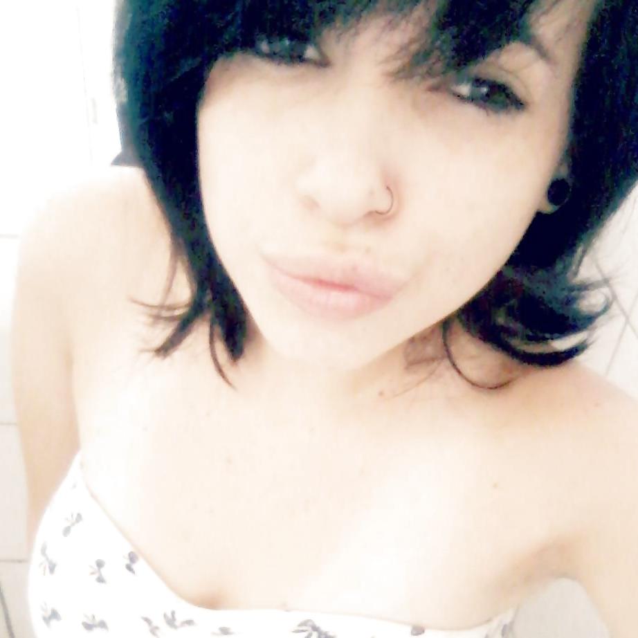 25P Hot Brazilian Young Girl
