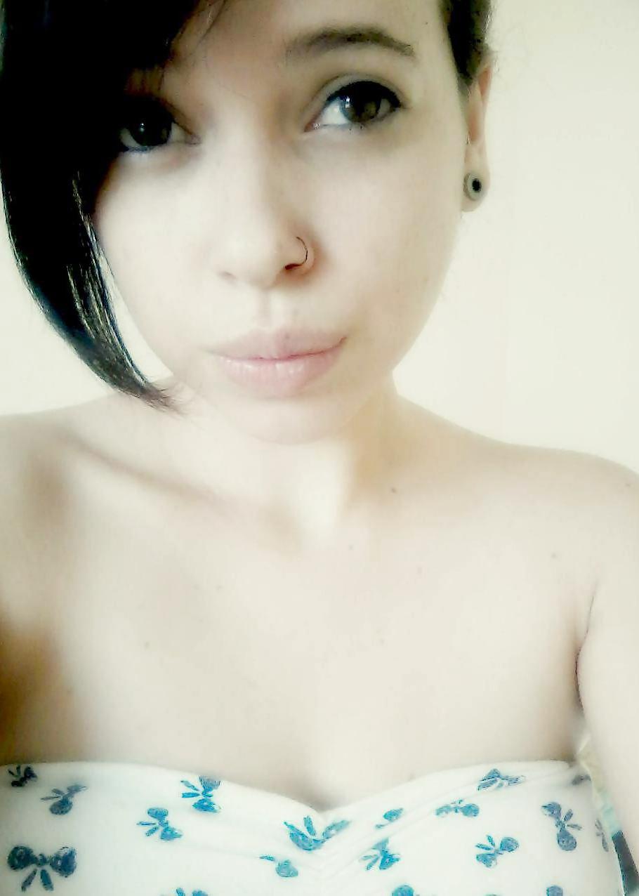 25P Hot Brazilian Young Girl