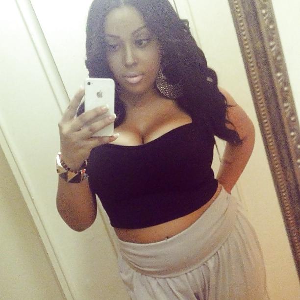 25P Thicky Thick 6-Amateur Mixed Girl