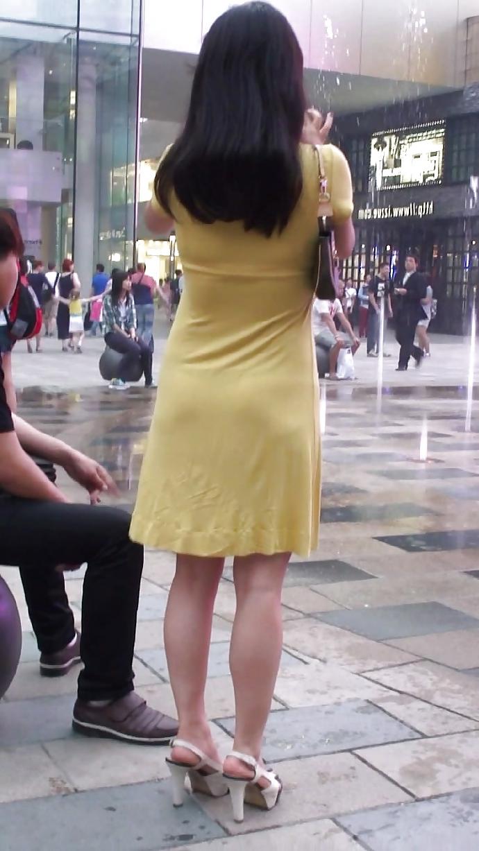 9P Chinese milf upskirt
