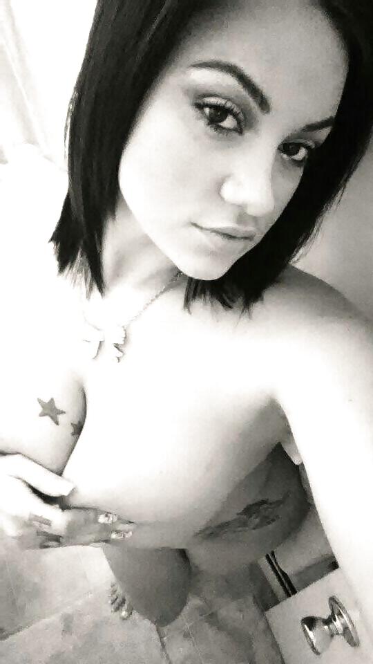23P Busty Latina Loves Showing Off Her Tits 