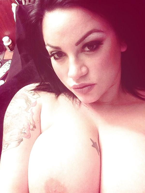 23P Busty Latina Loves Showing Off Her Tits 