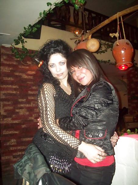 25P Beautiful dark-haired milf