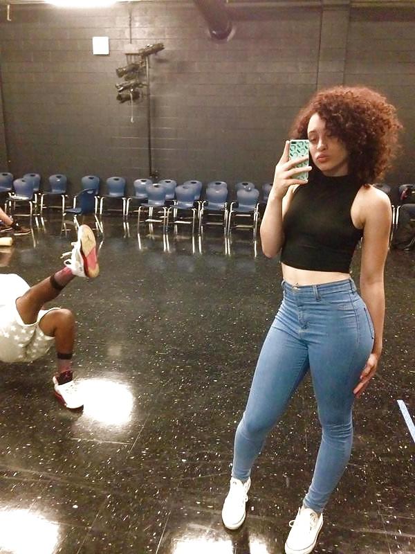 25P Thick Sexy Mixed Chic With A Curvy Body