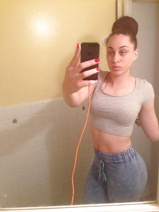 25P Thick Sexy Mixed Chic With A Curvy Body
